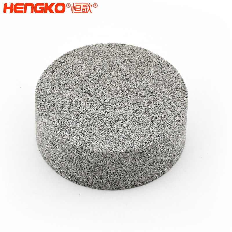316L不銹鋼燒結過濾器_金屬燒結過濾柱芯 Featured Image